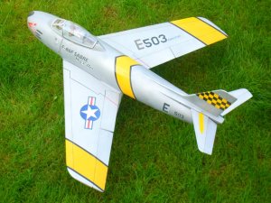 F 86 Fertig 004.jpg