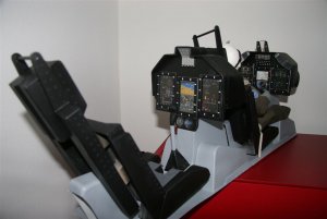 Cockpit PC 21 klein 0041.jpg