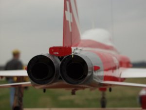 F-5.jpg
