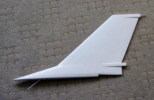F16 tail antenne buisje.jpg